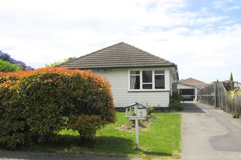 Photo of property in 48 Lambeth Crescent, Redwood, Christchurch, 8051