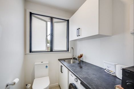 Photo of property in 210 Tudor Avenue, Mayfair, Hastings, 4122
