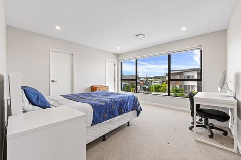 Photo of property in 38 Craigs Way, Hobsonville, Auckland, 0616