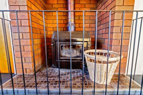 Photo of property in 4 Laura Street, Lumsden, 9730