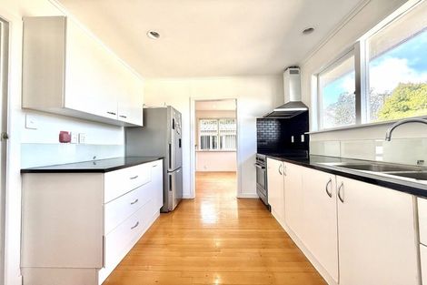 Photo of property in 38 Lyttelton Avenue, Forrest Hill, Auckland, 0620