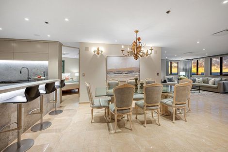 Photo of property in Mon Desir Apartments, 6/173b Hurstmere Road, Takapuna, Auckland, 0622