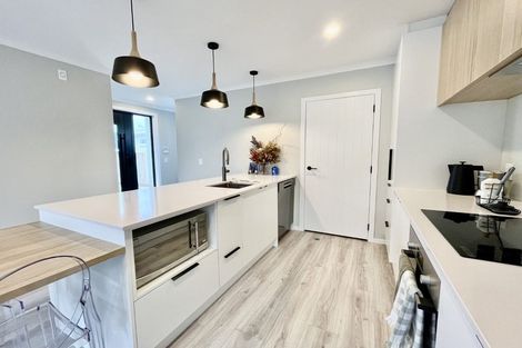 Photo of property in 9b Hinau Grove, Wainuiomata, Lower Hutt, 5014