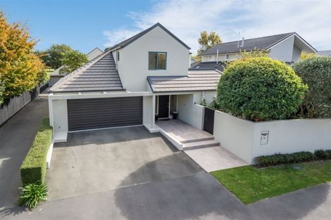 Photo of property in 20 Makora Street, Fendalton, Christchurch, 8041