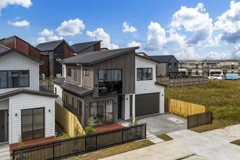 Photo of property in 4 Pukeko Road, Hobsonville, 0616