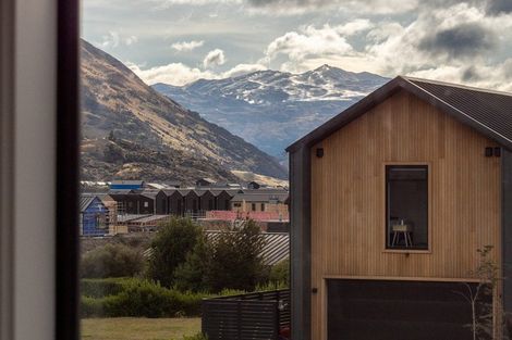 Photo of property in 13 Soudley Court, Jacks Point, Queenstown, 9371