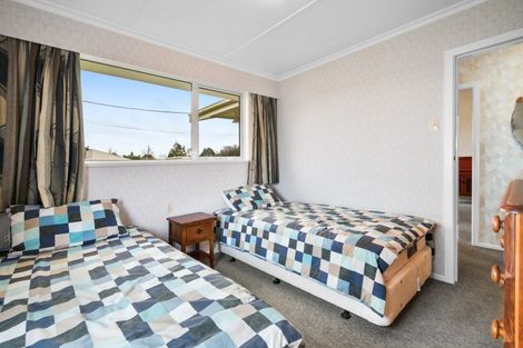 Photo of property in 11 Oxford Street, Marton, 4710