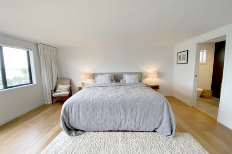 Photo of property in 11 Hinemoa Street, Birkenhead, Auckland, 0626