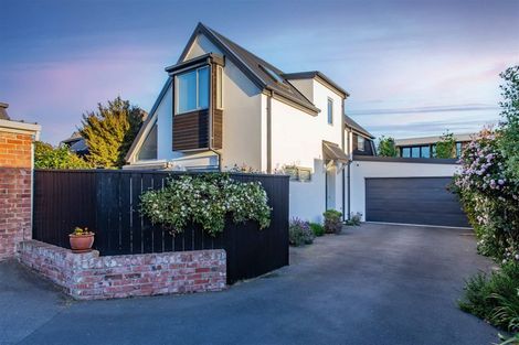 Photo of property in 64 Merivale Lane, Merivale, Christchurch, 8014