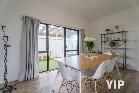 Photo of property in 21 Pelorous Street, Paparangi, Wellington, 6037