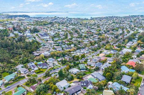Photo of property in 32 Awaruku Road, Torbay, Auckland, 0630