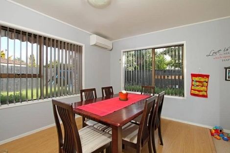 Photo of property in 36 Frank Evans Place, Henderson, Auckland, 0610