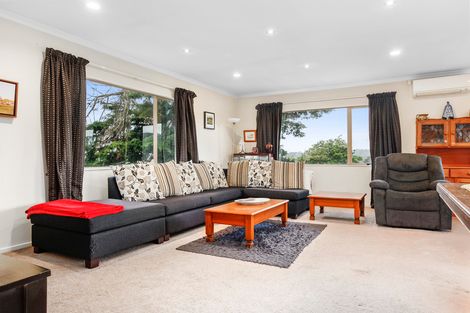 Photo of property in 1 Shah Place, Glen Eden, Auckland, 0602