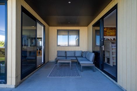 Photo of property in 32 Huntaway Close, Stoke, Nelson, 7011