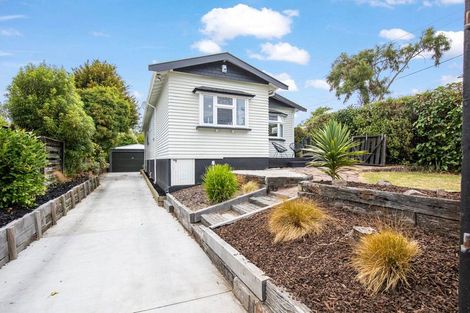 Photo of property in 16 Riverview Street, Beckenham, Christchurch, 8023