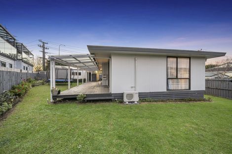 Photo of property in 410 Swanson Road, Ranui, Auckland, 0612