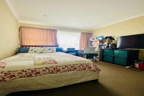 Photo of property in 104 Ti Rakau Drive, Pakuranga, Auckland, 2010