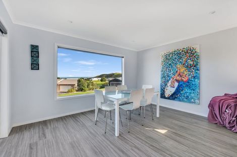 Photo of property in 4 Tua Tua Place, Baylys Beach, 0377
