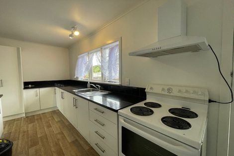 Photo of property in 43 Hallberry Road, Mangere East, Auckland, 2024