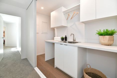 Photo of property in 299 Whangaparaoa Road, Red Beach, 0932