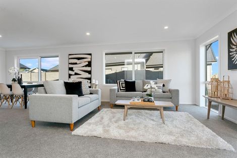 Photo of property in 24 Ruru Street, Cambridge, 3434