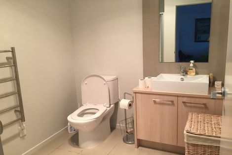Photo of property in 7 Lane Cameron Place, Flat Bush, Auckland, 2019