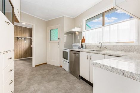 Photo of property in 73 Karamu Crescent, Wainuiomata, Lower Hutt, 5014