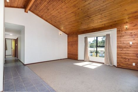 Photo of property in 123 Spinella Drive, Bayview, Auckland, 0629