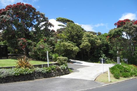 Photo of property in 306 Motutara Road, Muriwai, 0881