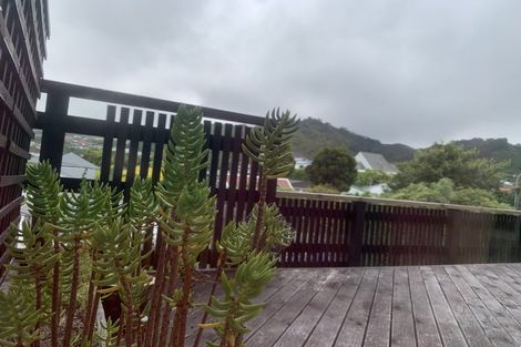 Photo of property in 8 Torwood Road, Khandallah, Wellington, 6035