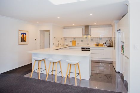 Photo of property in 52 Norfolk Drive, Cambridge, 3434