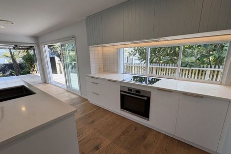 Photo of property in 9 Mason Place, Ohope, 3121