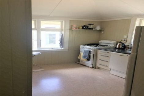 Photo of property in 17 Hankey Street, Mount Cook, Wellington, 6011