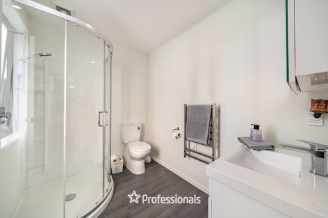 Photo of property in 393 Stokes Valley Road, Stokes Valley, Lower Hutt, 5019