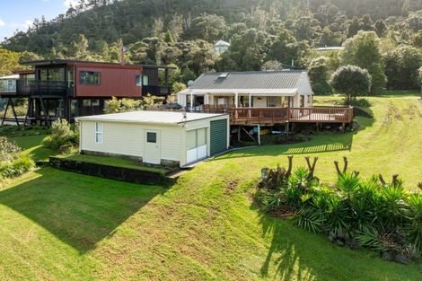 Photo of property in 17 Ngahere Terrace, Opoutere, Whangamata, 3691
