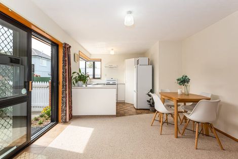 Photo of property in 33 Englefield Road, Belfast, Christchurch, 8051