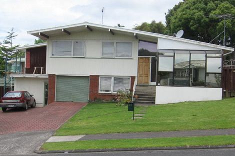 Photo of property in 37 Nevada Avenue, Pakuranga Heights, Auckland, 2010