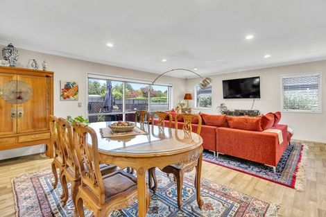 Photo of property in 117b Kawaha Point Road, Kawaha Point, Rotorua, 3010