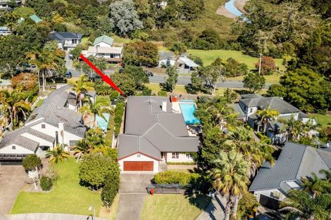 Photo of property in 10 Landing Drive, Albany, Auckland, 0632