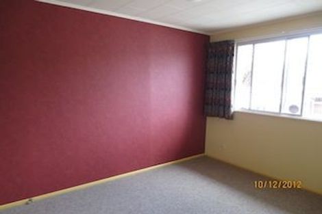 Photo of property in 1f1-a Sequoia Place, Maoribank, Upper Hutt, 5018