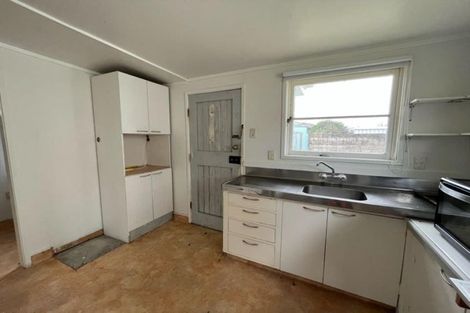 Photo of property in 36 Mckinstry Avenue, Mangere East, Auckland, 2024