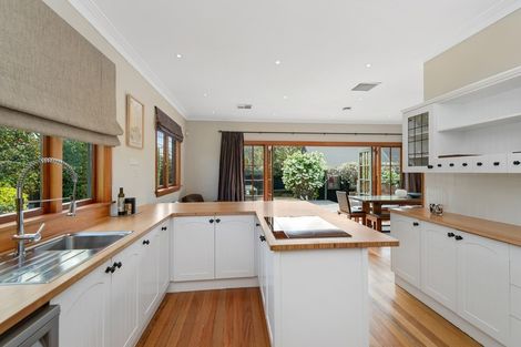 Photo of property in 4 Claxton Place, Saint Martins, Christchurch, 8022