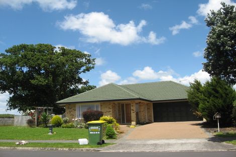 Photo of property in 28 Longford Park Drive, Takanini, 2112