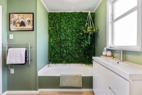 Photo of property in 15 Sinclair Avenue, Highbury, Palmerston North, 4412