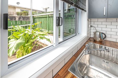 Photo of property in 4/4 Campbell Street, Whanganui, 4500