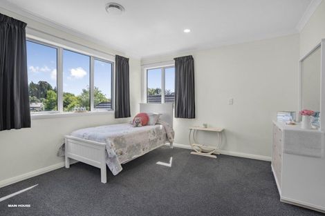 Photo of property in 81 Reading Street, Greytown, 5712