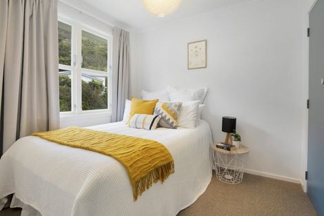 Photo of property in 3 Voltaire Street, Karori, Wellington, 6012