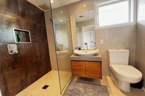 Photo of property in 77 Sunnybrae Road, Hillcrest, Auckland, 0627