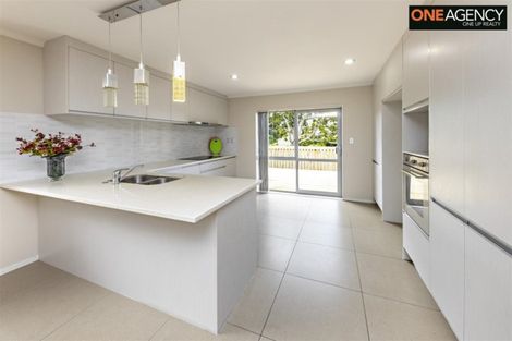 Photo of property in 16 Forbes Road, Favona, Auckland, 2024