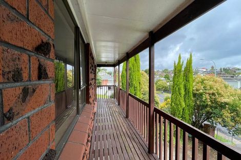 Photo of property in 35 Kirby Street, Glendene, Auckland, 0602